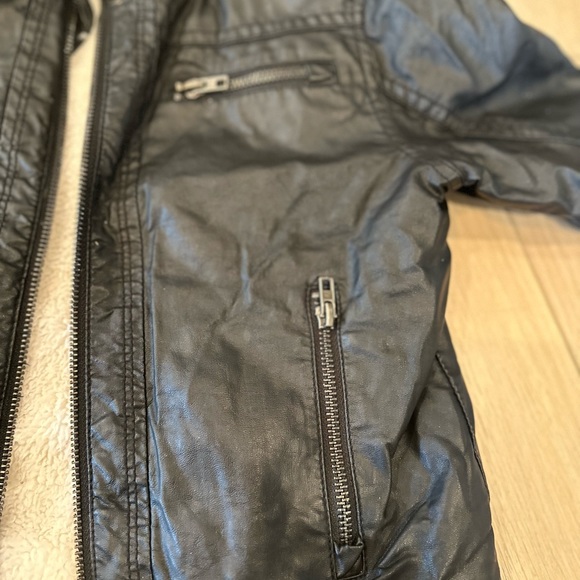 H&M Lined Faux Leather Jacket - Picture 9 of 9